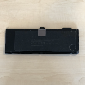 MACBOOK PRO 15" A1286 2009-2010 YILI 2.EL BATARYA A1321
